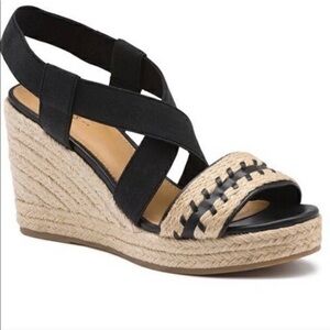 Bass Rylee black & tan espadrille wedges, size 9.5